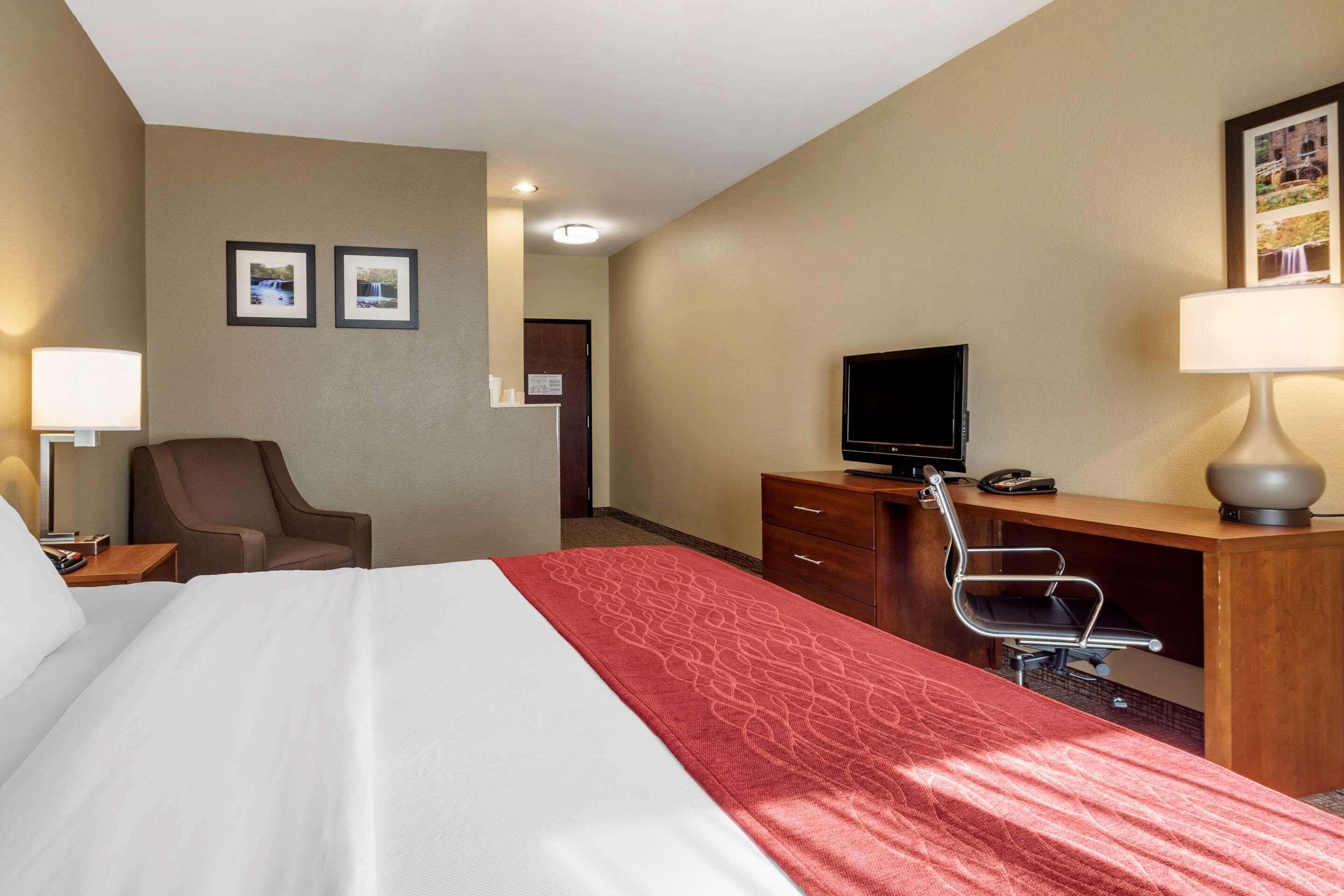 Comfort Inn & Suites Russellville I-40 Экстерьер фото