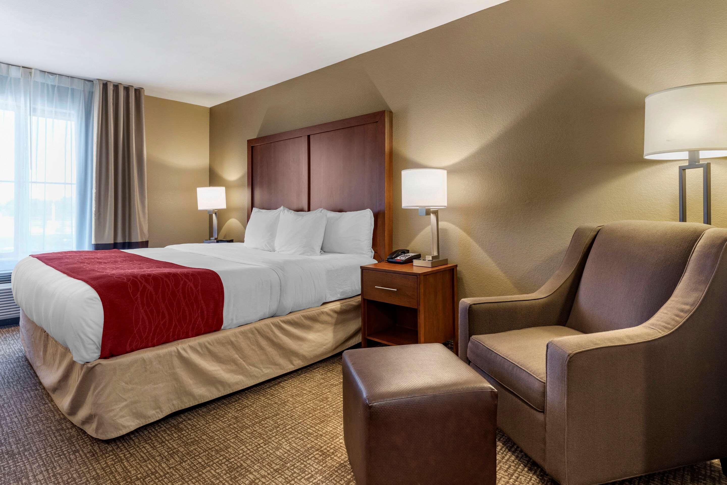 Comfort Inn & Suites Russellville I-40 Экстерьер фото